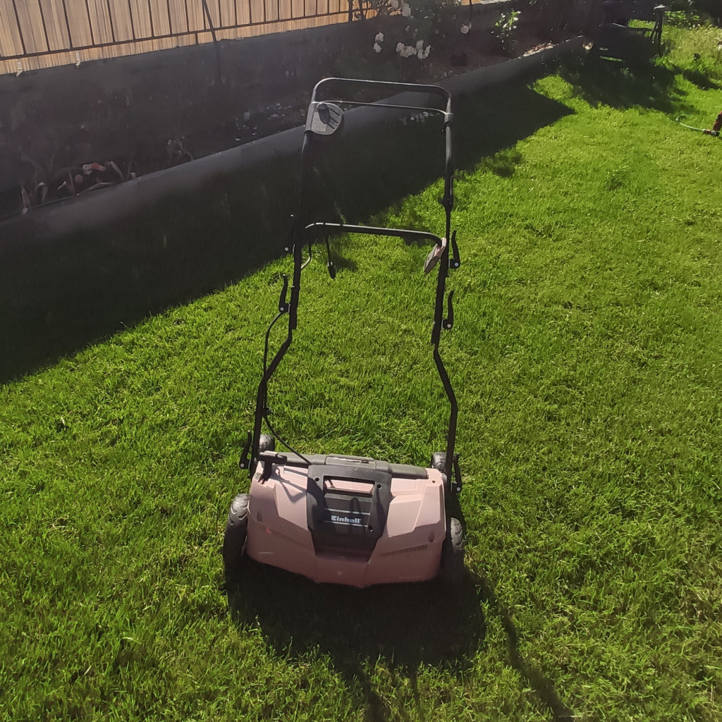 Scarificateur-aérateur